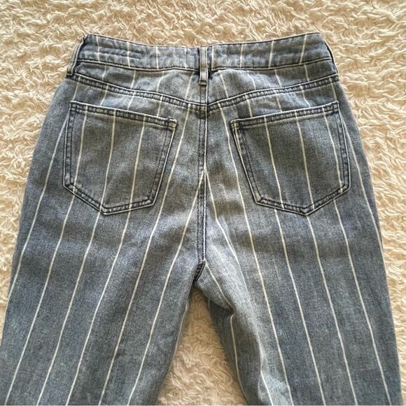 Pacsun Pinstripe Mom Jeans Size 26 EUC - Picture 9 of 10